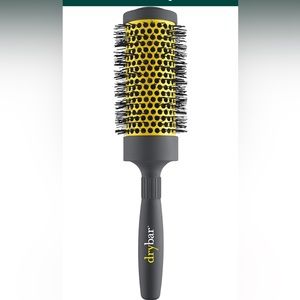 Drybar Full Pint Medium Round Ceramic Brush